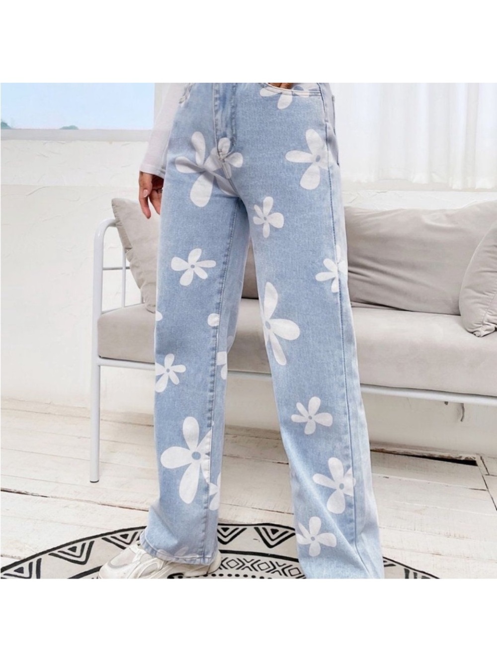 Flying Angel Floral Print Light Blue Wide Leg High Rise Jeans, Size 30 - Picture 5 of 8